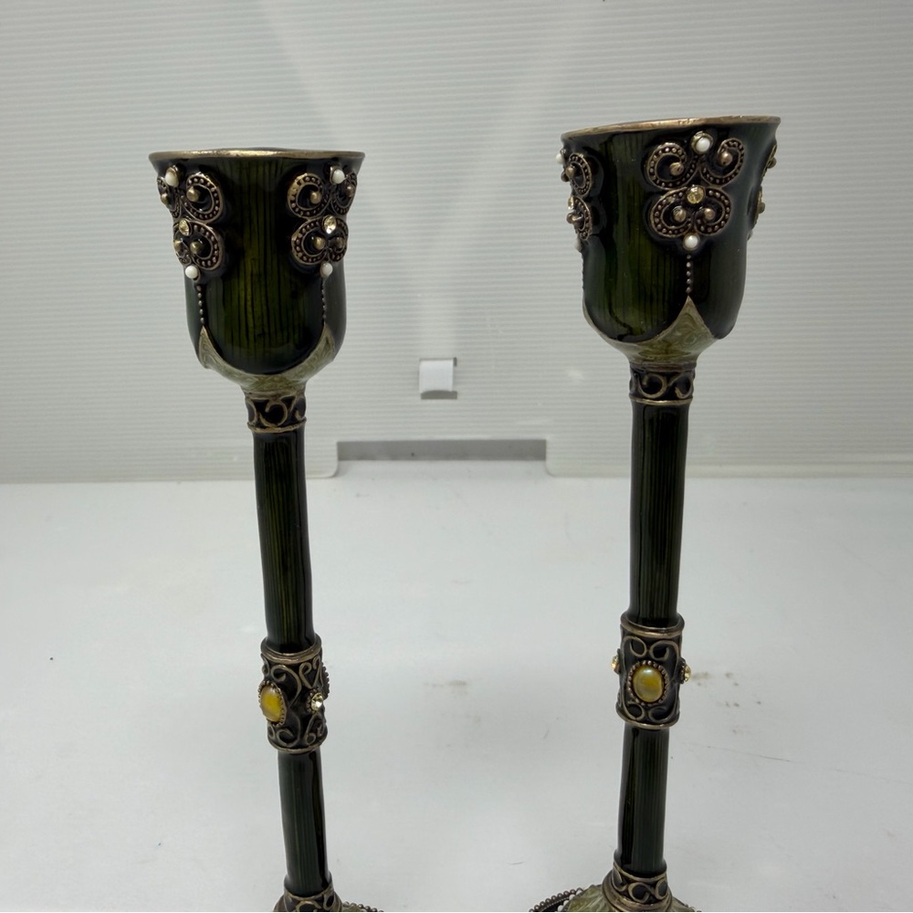 Tizo Jeweled Green Candlestick (Set of 2) - Picture 5 of 6